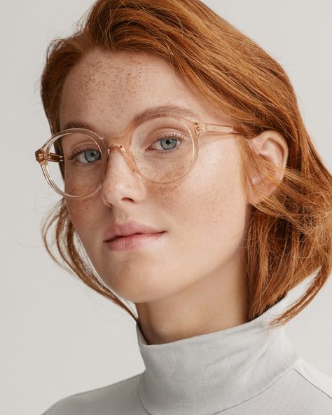 Photo Shoot With Glasses, Glasses Red Hair, Red Hair Glasses, Glasses Photoshoot, Red Hair And Glasses, Glasses Inspiration, Big Glasses, Clear Glasses Frames, Fall Fashion Skirts