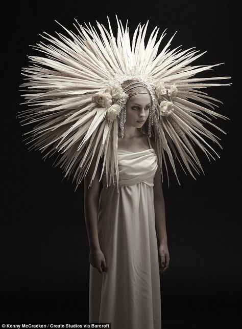 Avant Garde Hair, Human Bones, Couture Designers, Avant Garde Fashion, Bride Wear, Hair Art, Anthropology, Mode Inspiration, Couture Collection