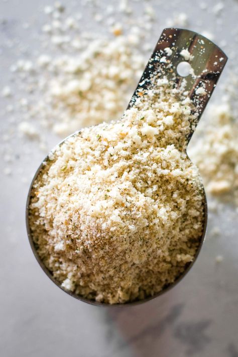 Italian Bread Crumbs Recipe, Stale Bread Recipes, Baked Parmesan Chicken, Homemade Bread Crumbs, Italian Bread Crumbs, Bread Crumbs Recipe, Italian Breadcrumbs, Plain Bread, Seasoned Bread Crumbs