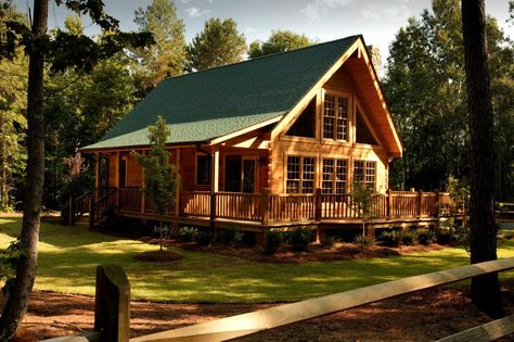 7 Log Cabin Kits for the 21st Century Frontier - Bob Vila Prefab Log Homes, Small Prefab Cabins, Small Log Cabin Kits, Modular Log Homes, Prefab Guest House, Log Home Kits, Log Cabin Plans, Log Home Floor Plans, Log Home Plans