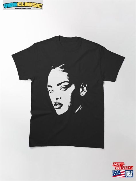 Rihanna Shirt Tee Badgal T-Shirt Sweatshirt Check more at https://vibeclassic.com/product/rihanna-shirt-tee-badgal-t-shirt-sweatshirt/ Rihanna Tshirt Design, Rihanna Shirt, Tshirt Design, Rihanna, Tee Shirts, Tshirt Designs, Sweatshirts, Music, T Shirt