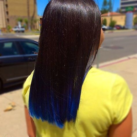 dark brown hair with blue dip dye Blue Tips Hair, White Ombre Hair, Blue Brown Hair, Brown Ombre Hair Color, Dipped Hair, Ombre Hairstyles, Balayage Long Hair, The Right Hairstyles, Hair Colour Design