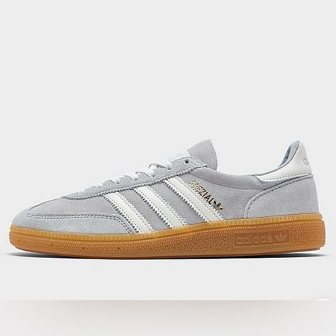 Brand New Nwt Adidas Handball Spezial W Sneakers In Grey Off White Gum Sole Size Women’s 7.5 . Sold Out On Adidas Site. Gorgeous Neutral Colorway! Never Worn & Box With Extra Gray Laces Shown In Photos Included. *These Are Made In Women’s Sizes, Please Read Sizing Reviews. Will Ship Same Day If Ordered Before 12pm Est M-Sat Excluding Holidays.* Shoes Born In The '70s And Made For Modern Life. Go Where Your Spirit Moves You In These Adidas Sneakers. First Released In 1979 For Pro Indoor Courts An Shoes Born, Spezial Shoes, Adidas White Shoes, Adidas Handball Spezial, Adidas Handball, Adidas Pure Boost, Adidas Sneakers Women, Holiday Shoes, Gold Sneakers