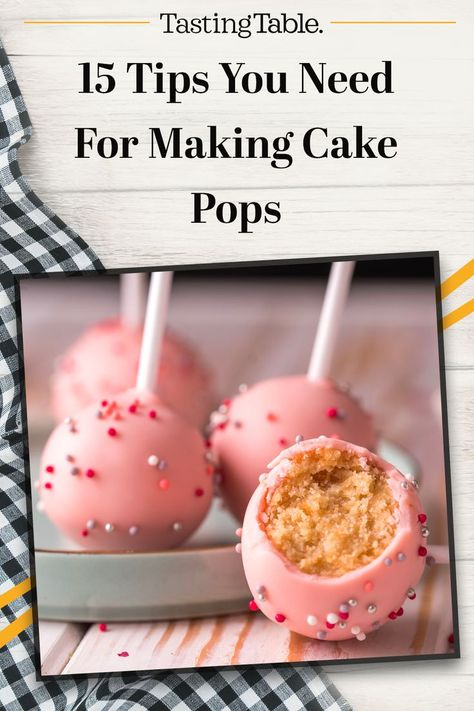 Cake Pop Icing, Making Cake Pops, Cake Pop Boxes, Candy Cane Dessert, Perfect Cake Pops, Cake Pop Recipe Easy, Strawberry Cake Pops, Diy Cake Pops, Cake Push Pops