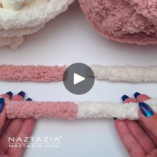 How To Join Chunky Yarn, How To Crochet With Thick Yarn, Large Yarn Projects, Big Yarn Blanket Diy, Loopy Yarn Projects Easy, Jumbo Yarn Projects, Arm Knitting Blanket Diy, Invisible Knot, Big Yarn Blanket