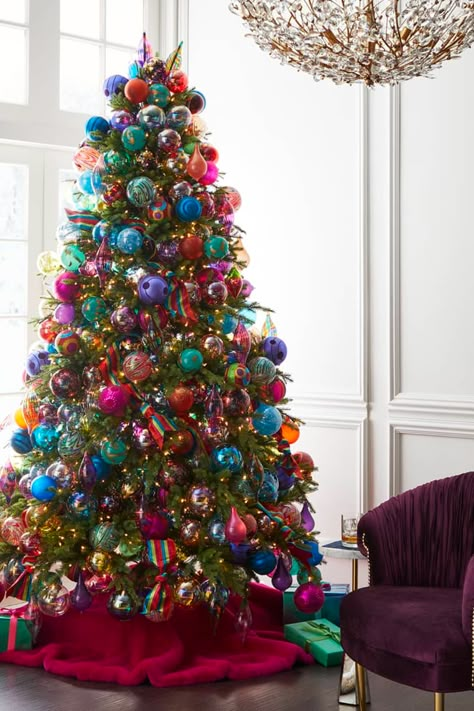 Jewel Toned Christmas Tree, Christmas 2022/2023 Trends, Themed Christmas Tree Ideas Color Schemes, Christmas Tree Themes Colors, Jewel Tone Christmas, Mexican Christmas Tree, Christmas Tree Colour Scheme, 2023 Christmas Tree, Bright Christmas Tree