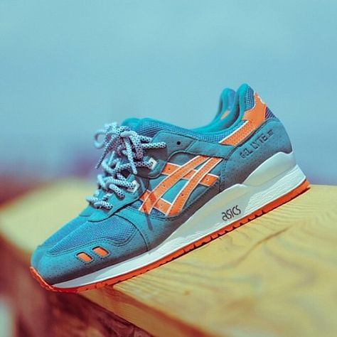 Mens Streetwear Outfits, Skinhead Fashion, Asics Gel Lyte Iii, The Dolphins, Sneaker Design, Ronnie Fieg, Gel Lyte Iii, For The Record, Asics Gel Lyte