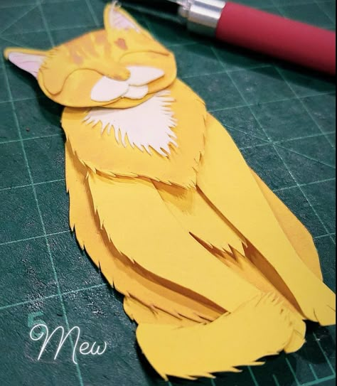 Cat Paper Craft, Cat Papercraft, Construction Paper Art, Paper Miniatures, Cardboard Cat, Paper Cat, Animal Art Projects, Cutout Art, Paper Cutout Art