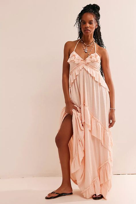 Santa Luz Maxi | Free People Pink Beach Dresses, Cassie Style, Goddess Clothing, Beachy Maxi Dress, Senior Portrait Outfits, Island Style Clothing, Boho Whimsical, Goddess Outfit, Summer Acrylic