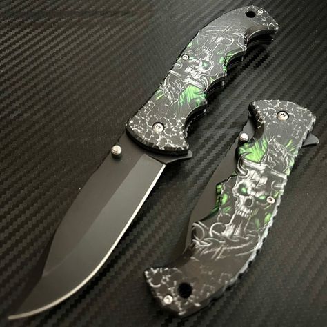 Cute Knife, Cool Knife, Gifts For Men Anniversary, Kou Diabolik Lovers, Knife Aesthetic, Cool Pocket Knives, Survival Knives, Dragon Skull, Luxury Gifts For Men