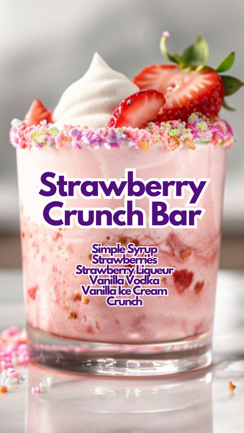 Strawberry Crunch Bar Ice Cream Cocktail, Vodka Slushies, Strawberry Cocktail Recipe, Sweet Alcoholic Drinks, Ice Cream Cocktails, Strawberry Cocktails, Creamy Cocktails, Crunch Bar, Sweet Cocktails