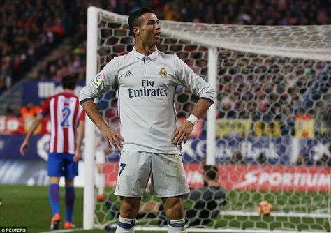 Cristiano Ronaldo celebrates after completing his hat-trick in Real Madrid's emphatic derby win against their bitter rivals Funny Sports Videos, Real Madrid Cristiano Ronaldo, Santiago Bernabeu, Sports Personality, Real Madrid Players, Fc Porto, Sports Coach, Vs Sport, Cristiano Ronaldo Cr7