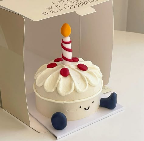 Jelly Cat, Cake Mini, Korean Cake, Elegant Birthday Cakes, Sketchbook Inspo, Funny Birthday Cakes, Mini Cakes Birthday, Creative Birthday Cakes, Simple Birthday Cake