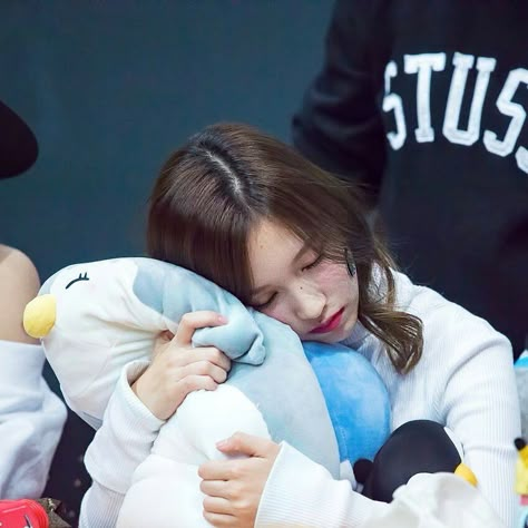 15 Plushies That Have Been Closer To TWICE Than You'll Ever Be Holding Something Pose Reference Drawing, Holding Pillow Pose Drawing, Holding A Pillow Reference, Hugging Pillow Reference, Holding Pillow Pose Reference, Person Holding Plushie, Hugging A Plushie Pose, Hugging Pillow Pose, Plushie Pose Reference