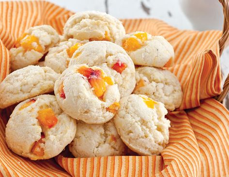 These Gluten-free Peach Scones are bursting with the flavor of ripe summer peaches. Paleo Scones, Sweet Scones, Peach Scones, Tea Sweets, Gluten Free Pantry, Tea Treats, Gluten Free Scones, British Desserts, Fresh Peaches