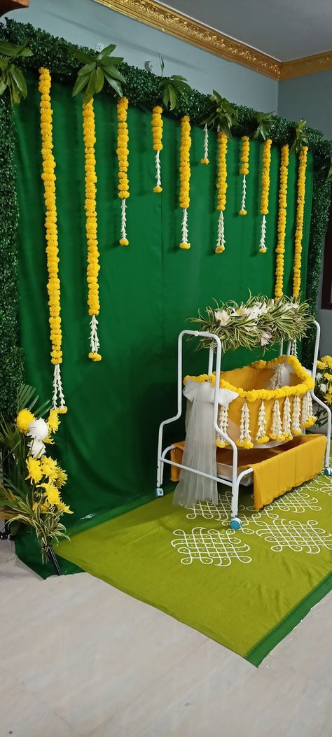 Uyala Function Decoration At Home, Decoration Ideas For Seemantham, Vuyyala Function Decoration, Barsa Decoration Ideas, Diy Naming Ceremony Decorations, Backdrop For Naming Ceremony, Naamkaran Decoration Ideas At Home, Indian Cradle Ceremony Decoration, Srimantham Decoration Ideas