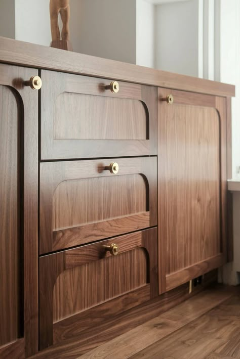 Millwork Details, Cabinet Detailing, Cabinet Door Styles, Joinery Details, Interior Minimalista, Cabinetry Design, Interior Renovation, Cabinet Styles, Furniture Details