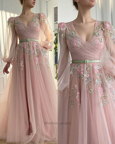 Muslim Prom Dress, Plus Size Bridal Dresses, Lace Skirts, Hijab Dress Party, Wedding Dress Silhouette, Short Sleeve Wedding Dress, Simple Gowns, Look Attractive, Muslimah Dress