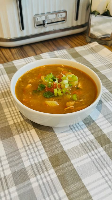 Vegetable Soup Aesthetic, Cooking Meals Aesthetic, Soup Asthetic Picture, Potato Soup Aesthetic, Soups Aesthetic, Chicken Soup Aesthetic, Soup Pictures, Aesthetic Soup, Speed Soup