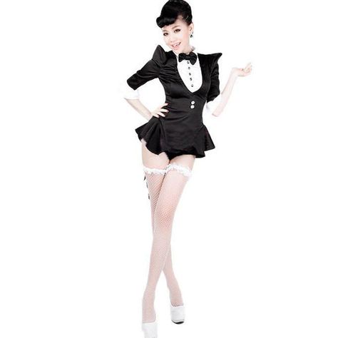 Magician Costume Female, Circus Clothes, Girl Tuxedo, Halloween Costumes Pictures, Magician Costume, Jazz Outfits, Black Tuxedo Suit, Penguin Costume, Circus Costumes