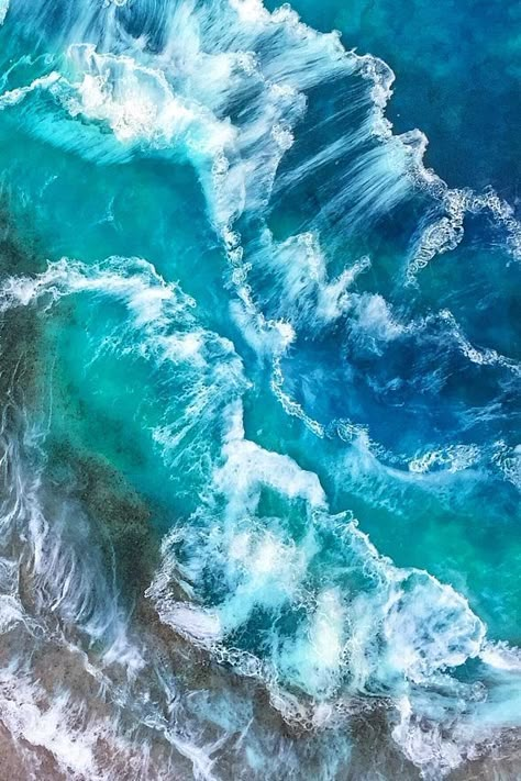 Resin Canvas, Ocean Waves Photography, Resin Pours, Art Wave, Ocean Artwork, Waves Photography, Best Cameras, Ocean Resin, Ocean Vibes