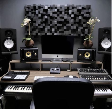 Studio Music Room, Music Room Design, Home Recording Studio Setup, Recording Studio Setup, Dj Room, Home Studio Ideas, Home Music Rooms, Music Marketing, Diy Music