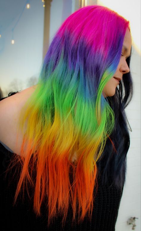 Black And Rainbow Split Dye, Half Black Half Rainbow Hair, Rainbow Split Dye Hair, Half Rainbow Hair, Vivid Hair Color Ideas, Wednesday Enid, Goth Hairstyles, Split Dye, Vivid Hair