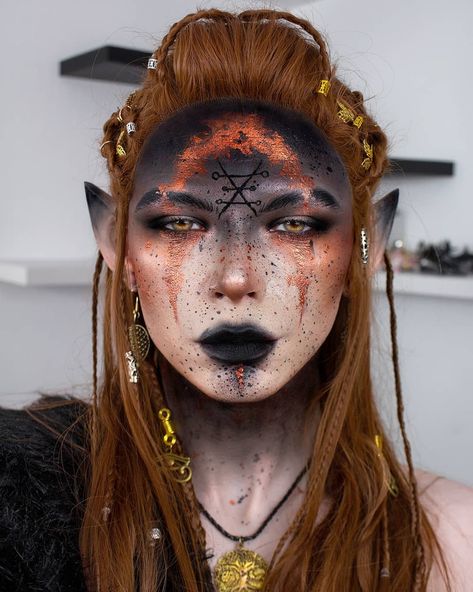 Witchcraft Makeup, Viking Wig, Ghost Ideas, Viking Makeup, Creepy Halloween Makeup, Witch Makeup, Halloween Makeup Inspiration, Chaotic Neutral, Elf Makeup