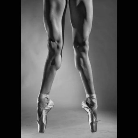 Ballerina Legs Muscle, Ballet Calves, Ballerina Legs, Dancer Legs, Ballet Legs, Muscular Legs, Dancing Aesthetic, Leg Muscles, Long Legs