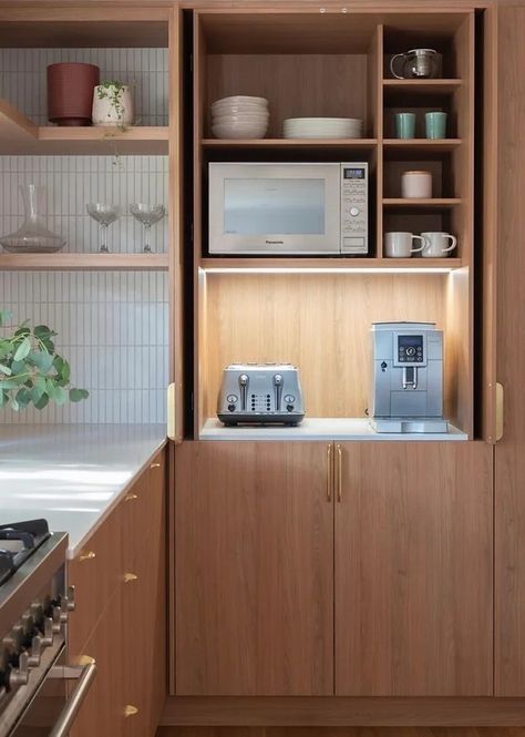 Smart Pantry Ideas, Microwave Cabinets, Kaffe Station, Bulthaup Kitchen, Smart Tiles, Kitchen Pantry Design, Kitchen Corner, Smart Kitchen, Kitchen Room Design