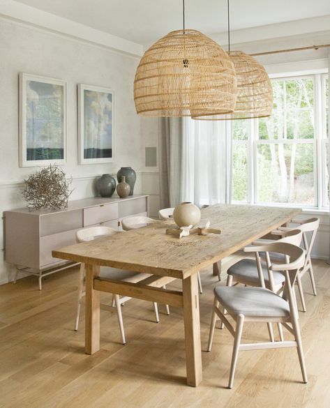 Casa Clean, Coastal Dining, Contemporary Coastal, Wood Room, Coastal Kitchen, Dining Room Inspiration, East Hampton, Dining Room Design, Kitchen Style