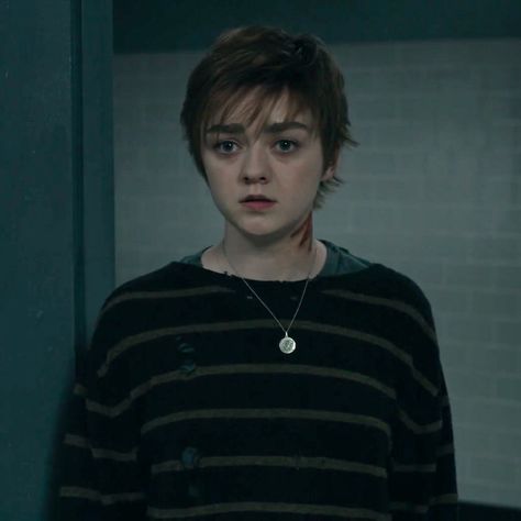 Maisie Williams New Mutants, Rahne Sinclair, Emily Core, New Mutants, Fav Artist, The New Mutants, Maisie Williams, Celebrity Look, Laughing So Hard