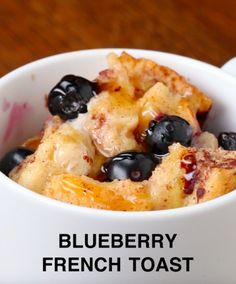 French Toast In A Mug, Breakfast In A Mug, Dessert Balls, Fast Easy Breakfast, Chocolate French Toast, Microwave Breakfast, Healthy French Toast, Cooking Tricks, French Toast Breakfast