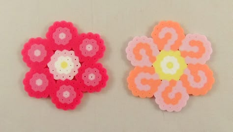 Perler Bead Flowers Perler Flower, Patterns For Bracelets, Easy Craft For Kids, Easy Perler Bead Patterns, Bead Flowers, Pearl Beads Pattern, Easy Perler Beads Ideas, Fuse Bead Patterns, Hamma Beads