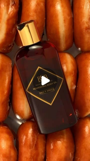 The Internet’s Favorite Body Oils on Instagram: "Send to bae 🤎  Celebrate National Donut Day by indulging in Kris P. Kreem 🍩 The perfect glazed donut scent 😉 . . . . #BrownSugarBabe #BSB #LuxurySkincare #LuxuryFragrance #ScentedBodyOils #PerfumeOils #LongLasting #FragranceReplicas #nationaldonutday" I Smell Good, Scented Body Oils, Donut Day, National Donut Day, Glazed Donut, Fall Fragrance, Donut Glaze, Body Oils, Luxury Fragrance