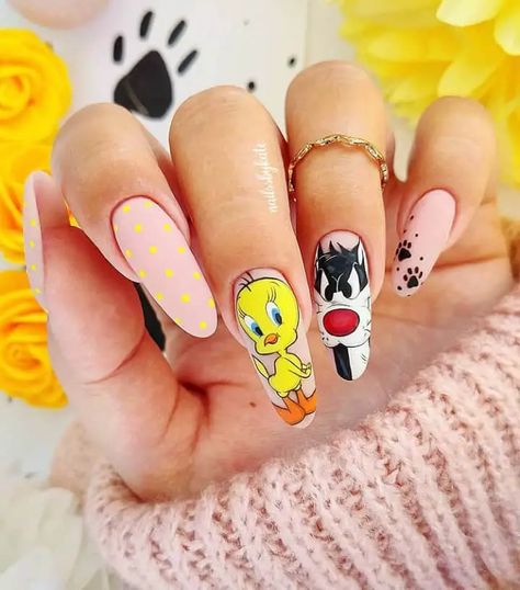 disney nails Disney World Nails Acrylic, Simple Disney Nails, Cartoon Nail Designs, Character Nails, Nails Disney, Disney Nail Designs, Disney Inspired Nails, Disney Acrylic Nails, Multicolored Nails