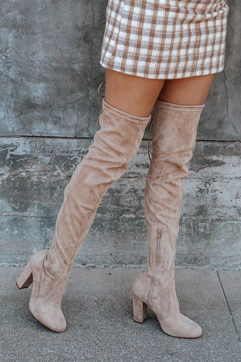 Knee High Heel Boots, Over The Knee Boot Outfit, Nude Boots, Suede Over The Knee Boots, High Boots Outfit, Knee High Heels, Faux Suede Boots, High Heel Boots Knee, Retro Clothing