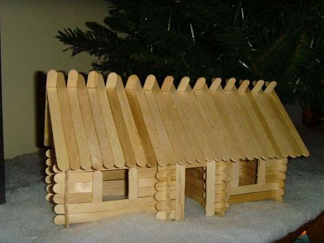 Popsicle House, Popsicle Stick Crafts House, Popsicle Stick Houses, Cabin Crafts, Popsicle Crafts, Lincoln Logs, Stick Art, Lollipop Sticks, Popsicle Stick Crafts