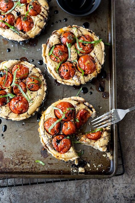 Creamy Tomato Basil Tartlets - Vegan Yack Attack Gf Tart, Vegetarian Roast Dinner, Savory Pastries, Vegetarian Roast, Tartlets Recipe, Vegan Summer Recipes, Tomato Basil Pasta, Basil Pasta, Recipe Vegetarian