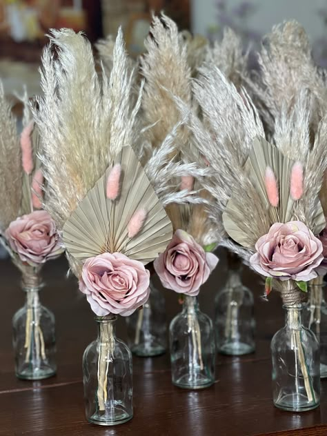 Blush Pampas Grass Decor, Rose And Pampas Centerpiece, Pink Pampas Centerpiece, Pampas Grass Centerpiece Table Settings, Dusty Rose Table Setting Wedding, Dusty Rose Wedding Centerpieces, Pampas Centerpieces Wedding, Dusty Rose Wedding Decorations, Rustic Wedding Centerpieces Diy