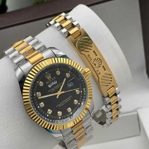 MEN 2 SET ROLEX WATCH AND BRACELET 😎😊 330 Cedis... The product comes in a box 🇬🇭😎 Instagram Men, Rolex Watch, July 15, 2 Set, In A Box, Rolex Watches, A Box, Jewelry Set, Rolex