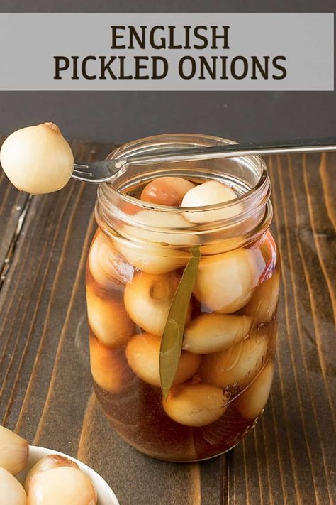 Make Pickled Onions, Easy Dill Pickle Recipe, Pickle Onions, Pearl Onion Recipe, Pickled Onions Recipe, Pickle Onions Recipe, British Snacks, Ploughmans Lunch, Fondue Dinner