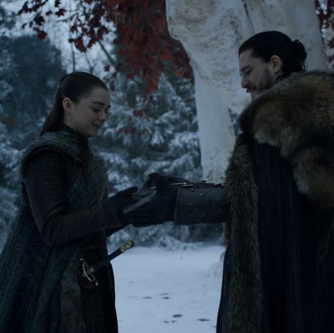 Arya Stark and Jon Snow Arya Stark And Jon Snow, Jon And Arya, Arya Stark, Jon Snow, Game Of Thrones, Game Of Thrones Characters, Fictional Characters