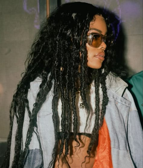 Wig Closet, Dreadlock Wig, Weave Hairstyles Braided, Short Hair Cut, Women Short Hair, Teyana Taylor, Locs Hairstyles, Hair Color Balayage, Baddie Hairstyles