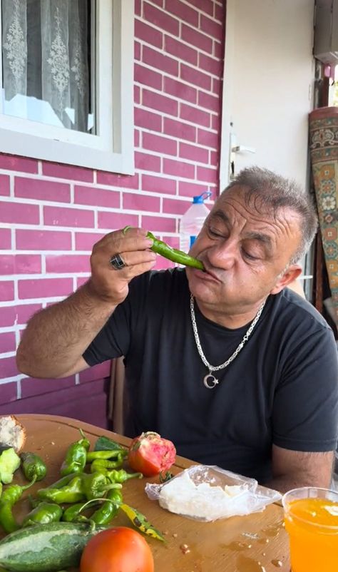 The Balkan Breakfast Trend Goes Viral On TikTok Balkan Breakfast, Breakfast Tiktok, Breakfast Meme, Balkan Food, Viral On Tiktok, Raw Vegetables, First Bite, Eating Raw, Wedding Food