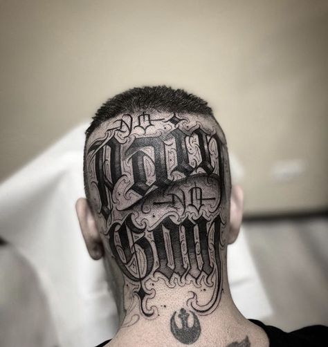 Head Lettering Tattoo, Family Lettering, Tattoo On The Back, Military Cut, Tattoo Lettering Design, Back Of Neck Tattoo, Back Of Head, Head Tattoo, Chicano Art Tattoos