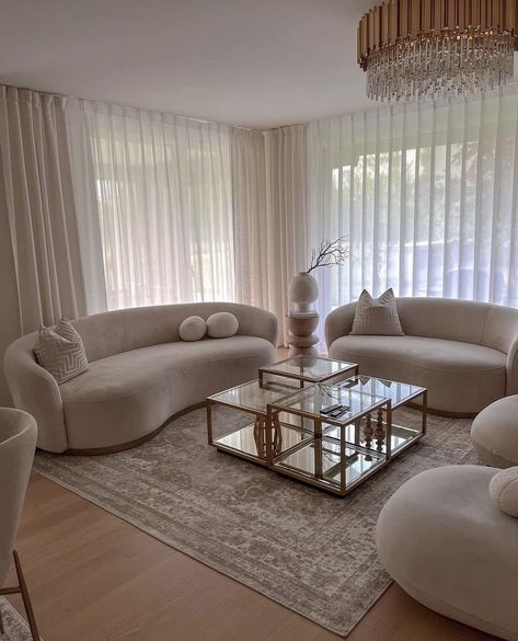 Casa Clean, Luxury Living Room Decor, Latest Living Room Designs, Living Room Sofa Design, Living Room Design Decor, Home Design Living Room, Apartment Decor Inspiration, Creative Home Decor, Minimalist Home Decor