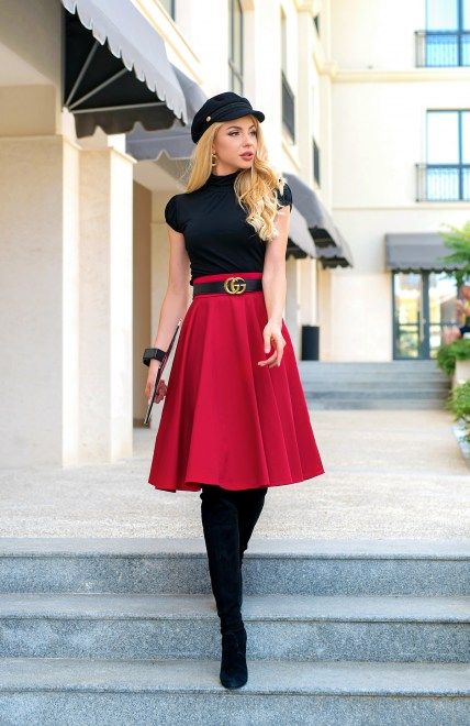 Long Red Skirt Outfit Winter, Midi Skirt Winter Outfit, Red Skirt Outfit Ideas, Long Red Skirt Outfit, Winter Midi Skirt Outfit, Feminine Attire, Red Skirt Outfits, Midi Skirt Winter, Red Long Skirt