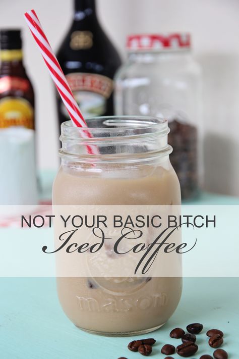 Alcoholic Iced Coffee, Iced Coffee Alcoholic Drink, Iced Coffee With Alcohol, Boozy Iced Coffee Drinks, Boozy Coffee Drinks, Boozy Iced Coffee, Iced Coffee Cocktails, Iced Mocha Coffee, Kahlua Drinks