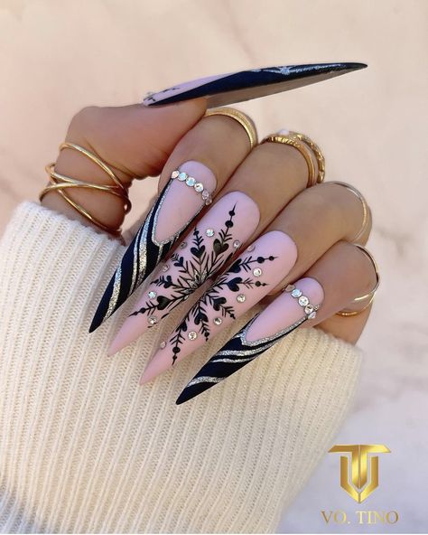 Fantasy Nails, Stiletto Nails Designs, Pretty Nail Art Designs, Coffin Shape Nails, Xmas Nails, Nails Coffin, Unique Nails, Fancy Nails, Manicure E Pedicure